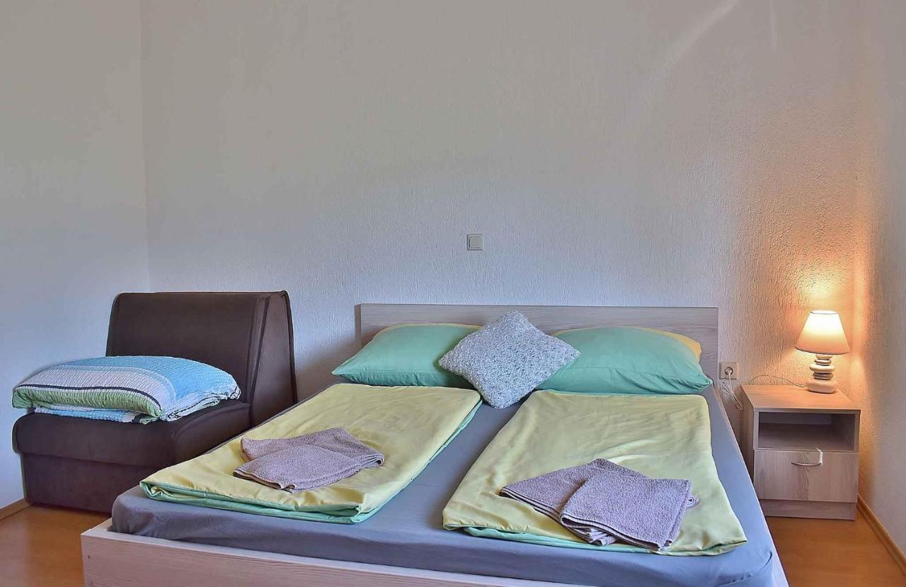 Apartment In Lopar/Insel Rab 17739 Екстер'єр фото
