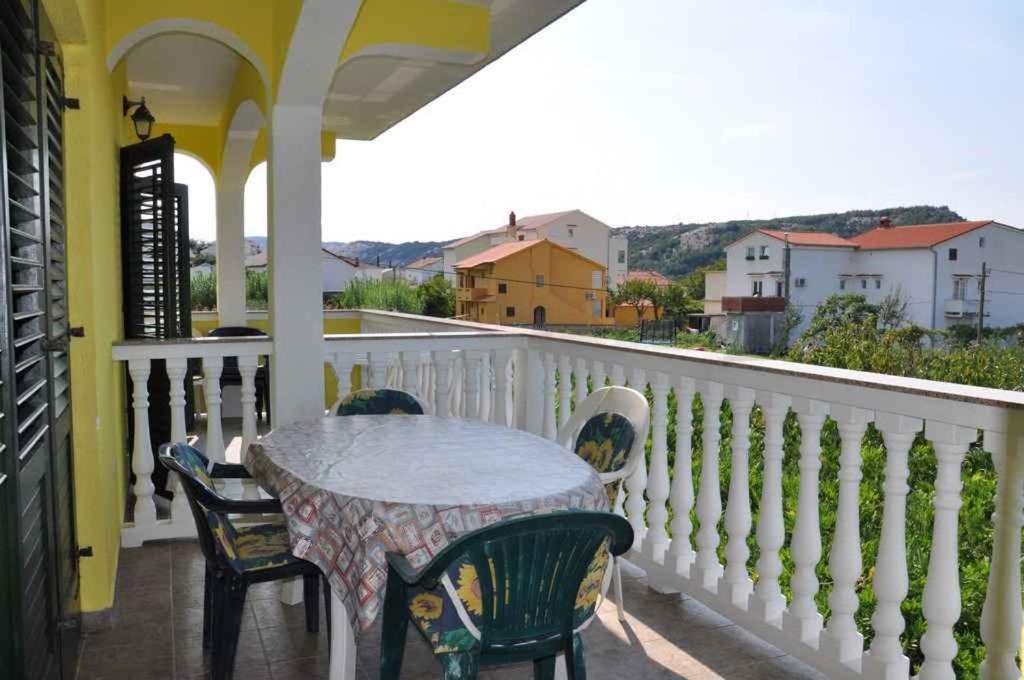 Apartment In Lopar/Insel Rab 17739 Екстер'єр фото